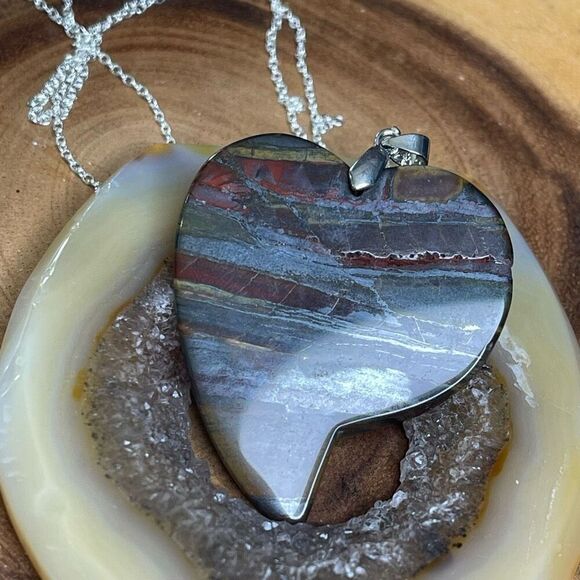 Iron Tiger hematite large 2” heart pendant silver plated 20” chain necklace hand - Picture 2 of 9